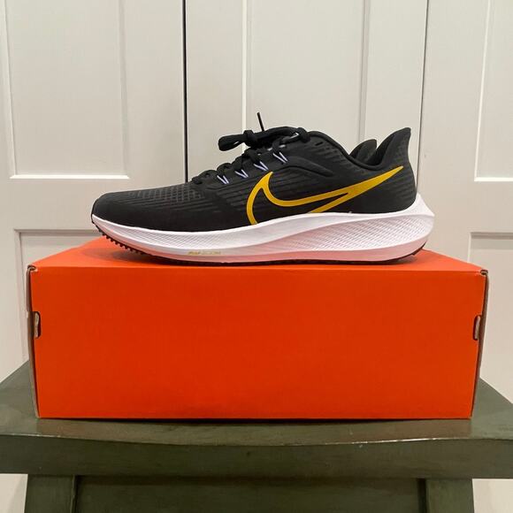 NEW NIKE AIR ZOOM PEGASUS 39 "BLACK YELLOW OCHRE" WOMENS SZ 10! - 9139 - Picture 1 of 5